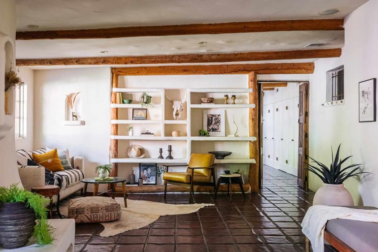 Explore how modern Mediterranean style is making a chic comeback in 2025