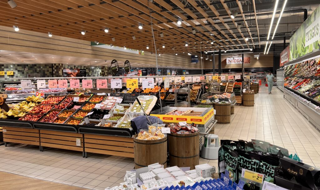 Grönsaksavdelning i en mataffär