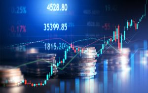 Mid-2025 U.S. Economic Report: Growth, Inflation, Tariffs, and Forecasts