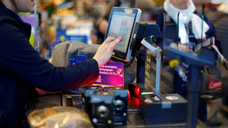 Black Friday 2025 Trends: Preparing for the Consumer Spending Surge